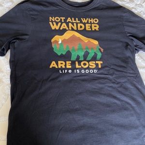 Life Is Good Men’s shirt sleeve crusher tee Sz Med “Not All Who Wander Are Lost”